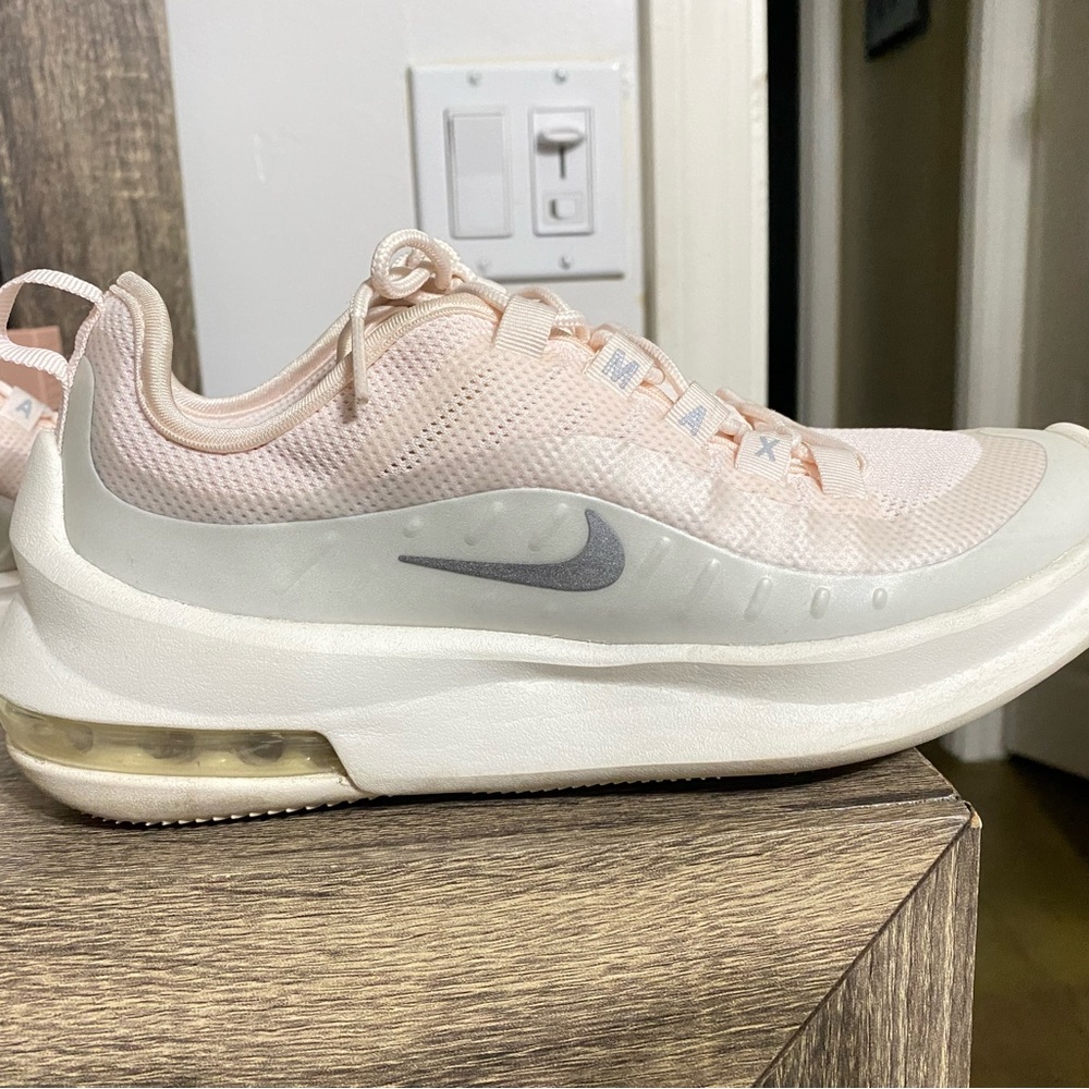 Air Max Axis - image 4